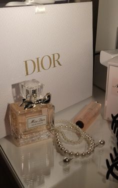 Kate Spade Perfume, Dior Lipstick, Soft Pink Theme