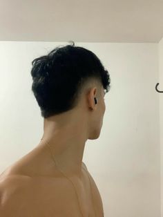 Asian Fade Haircut, Teen Boy Haircut, Bike Photoshoot, Mens Haircuts Fade, Corte De Cabelo Masculino, Mens Haircuts Short, Boy Photography Poses, Boy Photography