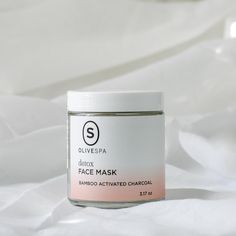 Description Additional Information Crafted by hand, our detox face mask is beneficial for fighting acne and clearing the skin of impurities. Green Desert Calcium Bentonite/Montmorillonite Clay is a therapeutic-grade, magnesium rich, alkaline clay from the Mojave Desert in California. It shares the qualities of both sodium bentonite and calcium montmorillonite, giving it excellent oil absorption properties and is believed to draw out acne-causing toxins from the skin. The addition of activated ch