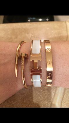 Hermes Bracelet, Wedding Day Jewelry, Gold Bracelets, Stacked Jewelry, Jewelry Lookbook, Girly Jewelry