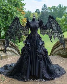 Dragon Gown, Dreamy Romantic Wedding, Halloween Customs, Fall Menswear, Gothic Dragon, Fun Office, Spooky Party, Autumn Trends, Goth Wedding