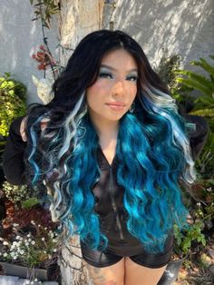 blue hair halo color Exotic Hair Color, Fox Hair Color, Blue Hair Highlights, Hidden Hair Color, Fox Hair, Arctic Fox Hair Color