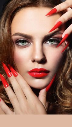 Nail Photoshoot, Nails And Makeup, Christmas Nail Colors, Long Fingernails, Long Stiletto Nails, Nails Nailpolish, Holiday Nail Art, Nail Jewelry, Manicure Y Pedicure