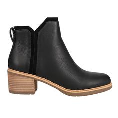 Meet our Chelsea-inspired lug boot. The water-resistant Hailey Water Resistant leather boot features a stylish outsole and streamlined profile for must-have versatility. Designed with a dual pull tabs for easy wear, plus cushy insoles for all-day comfort. $109.95 Black Lug Boots, Lug Boots, Rounded Toe Boots, Black Boots Women, Leather Boot, Nubuck Leather, Casual Boots, Easy Wear, Low Heels