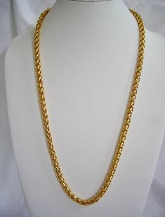 *Vintage Italian polished and textured faux gold wheat chain necklace and lobster claw clasp *Good condition *Made in Italy *This fabulous necklace is 33 1/2 inches long and the chain is approximately 6 mm Gold Chain Design, Vintage Necklaces, Chain Design, Silver Cufflinks, Butterfly Earrings, Green Crystals, Vintage Italian, Vintage Necklace, Crystal Earrings