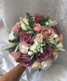 a bridal bouquet is shown on the instagram page for an article about wedding flowers