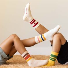 Looking for a touch of raddness!? You are in the right place! The authentic retro tube socks are here to stay! Size Chart: Kids & Adults Size S shoe size (6 to 10 Toddler)Size M Shoe size ( 10 to 3)Size L Shoe size ( 3 to 8.5)Size XL Shoe size ( 9 to 11)*Please be advised that we do not accept refunds or exchanges once socks packaging has been opened.* Retro Socks Outfit, Life Style Photoshoot, Socks Photoshoot Ideas, Sock Product Photography, Sock Photoshoot Photo Ideas, Socks Photography Ideas, Sock Photoshoot, Sock Branding, Sock Photography