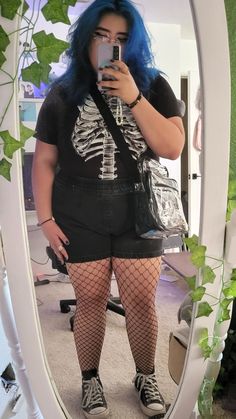 Plus Size Femboy, Casual Grunge Outfits Plus Size, Summer Punk Outfits Plus Size, Emo Concert Outfit Plus Size, Mid Size Punk Fashion, Plus Size Summer Goth, Plus Size E Girl Outfits, Soft Grunge Plus Size, Goth Summer Outfits Plus Size