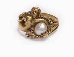 Fresh Water Pearl Ring, Bijoux Art Nouveau, Gold Mermaid, Mermaid Jewelry, Freshwater Pearl Ring, Beating Heart, Dope Jewelry, Funky Jewelry, Jewelry Lookbook