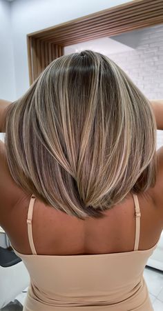 40 Frost-Kissed Hues To Embrace the Chill : Bronde with Blonde Highlights Hair Colour Trends 2022, Colour Trends 2022, Bronde Lob, Best Hair Colour, Hair Colour Trends, Braids Summer, Women Braids, Colour Trends