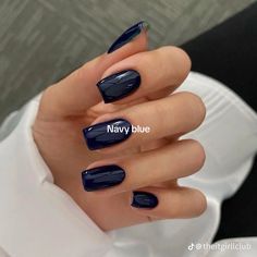 Navy Blue Dip Nails, Navy Blue Short Nails, Short Dark Nails, Navy Nails Design, Nail Types, Plain Nails, Sns Nails, Pretty Nail Art Designs, Soft Nails