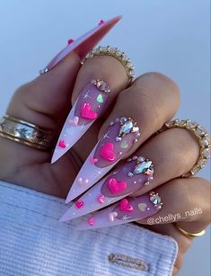 Valentines Day Nails Designs Stiletto, Pink Stiletto Valentines Nails, Valentines Day Nails Pointy, Valentines Pedicure Ideas, Valentines Day Nails Stiletto, Pink Tip Nails, Trendy Nail Art Designs