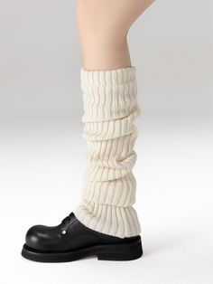 Add a cozy and fashionable touch to your daily outfits with our 70cm Daily Knit Leg Warmers, available in five versatile colors. Handwarmers Outfits Aesthetic, Slouchy Leg Warmers, Leg Warmers Aesthetic, Knee High Leg Warmers, Mlp Redesigns, Brr Basket, Ankle Warmers, Steampunk Fashion Female, Calf Leg