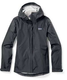 Offering durable  waterproof protection  the women's Patagonia Torrentshell 3L jacket packs into its own pocket  so you can easily toss it in your pack whenever wet weather is in the forecast. Patagonia Rain Jacket, Packable Rain Jacket, Fleece Hoodie Women, Ladies Short Jackets, Gore Tex Jacket, Rain Jacket Women, Patagonia Jacket, Rei Co-op