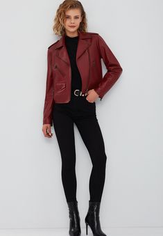 Derimod Veste en cuir - dark red Dark Red Jacket Outfit, Dark Red Leather Jacket, Wine Red Leather Jacket, Red Fitted Leather Jacket With Pockets, Red Leather Biker Jacket With Zipper Closure, Red Single-breasted Leather Outerwear, Red Outfit