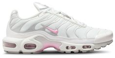 Nike Air Max Plus Nike Gym Shoes, Edgy Vibes, Cool Shoes, Nike Tn, Cool Breeze, One Step At A Time, Cute Nike Shoes, Nike Shox, Cute Nikes