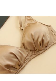 Awulook 2024 New IN French Style Women Silk Bra 19momme French Style Women, Seamless Bras, Vintage Bra, Silk Bra, Bra Hooks, Sleep Accessories, Silk Accessories, Luxury Silk, Seamless Bra