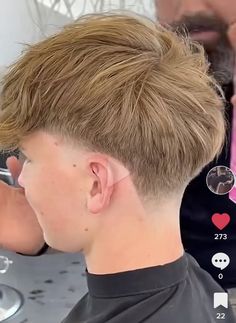 Low Taper Blonde Hair, Blonde Fade Haircut Men, Blonde Burst Fade, Blond Haircut Men, Blonde Boy Hair Styles, Fade Haircut Blonde, Blonde Taper Fade, Blonde Haircuts Men, Blonde Mens Haircut