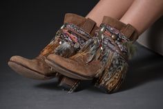 Boho Style Boots, Boots Boho, Boho Soul, Look Boho Chic, Boots Beige, Style Indie, Estilo Indie, Boho Boots, Wrap Boots