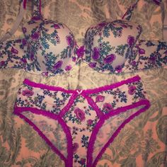 Panties Are A Size Medium. New With Tags. The Matching Bra Is Used. Size 34ddd W/ Rhinestones. Retro Bra And Panties, Vs Bras, Sleepwear Women, Bra Sizes, Fashion Ideas, Women's Intimates, Victoria's Secret, Socks, Lingerie