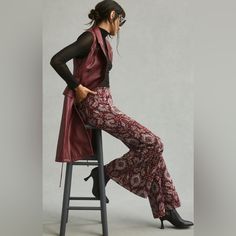 Nwt Anthropologie Damask Flare Pants. Super Cute And So Flattering Any Body Type. Very Comfortable And Stylish. Pant Is Stretchy. Red Flare Pants, Pants Fall Outfit, Paisley Pants, Red Flare, Fashion Forecasting, Red Paisley, Floral Pants, Womens Dress Pants, Dressed Down