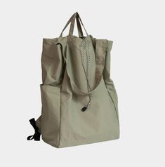 A versatile, lightweight, water-repellent bag that can be worn as a backpack, shoulder bag, or carried by hand. Japan Bag, 1000 Gifts, Waterproof Bag, Ishikawa, Waterproof Backpack, Waterproof Bags, Bicycle Accessories, Best Bags, Japanese Fabric