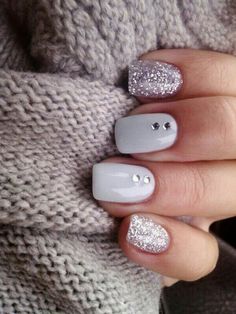 Image via We Heart It https://weheartit.com/entry/175451918/via/19406405 #nails #silver #nailart #glitternails #naildesign Nine Inch Nails, Easy Nails, White Nail Art, Winter Nail, Nail Designs Glitter, Gel Nail Designs, Gel Nail Art