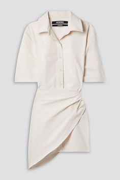 JACQUEMUS Cutout draped stretch-twill mini shirt dress Jacquemus Dress, Looks Pinterest, Mode Inspo, Mini Shirt Dress, Net A Porter, Look Fashion, Modest Fashion, Classy Outfits, White Shirt