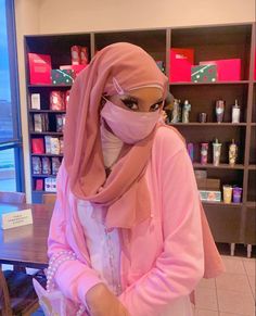 Red Hijab Outfit, Hijab Outfit Aesthetic, Aesthetic Hijabi Outfits, Red Hijab, Hijabi Outfit, Alt Outfits