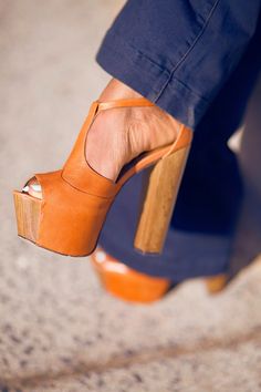 Jessica simpson dany platform Platform Outfit, Orange High Heels, Nails Grunge, Platform High Heels, Dream Shoes