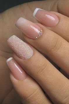 Pink Gel Nails With Rhinestones, Adele Nails Inspiration, Nail Ideas Gems, Rhinestone Nail Ideas, College Graduation Nails, Bridal Nails Designs, Lilac Nails, Graduation Nails, Pink Gel Nails