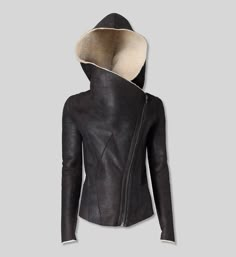 Helmut Lang - Weathered Shearling Jacket Mode Edgy, Rok Outfit, Boho Mode, Estilo Hippie, Shearling Coat, Black Leather Jacket, Shearling Jacket, Helmut Lang