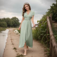 Olivia Mark - Multicolored Simple Chiffon Bodycon Evening Gown Evening Gowns Elegant, Khaki Color, Wedding Dress Styles, Spaghetti Strap Dresses, Types Of Skirts, Dress Styles, Vintage Chic, Olivia Mark, Evening Gown