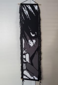 Colgador de pared
Hanging wall 
Anime
L
Death Note Deathnote Crochet Pattern, Jjk Crochet Tapestry, Crochet Room, Crochet Grid, Notes Craft, Friendship Bracelet Patterns Easy, Pixel Pattern