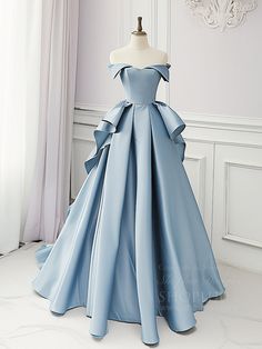 Prom Dress Blue, Prom Dresses Simple, Long Formal Dress, Prom Dress Inspiration, Cute Prom Dresses, Pretty Prom Dresses, Fairytale Dress, Fantasy Dress, Glam Dresses