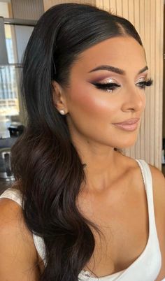 Hollywood Hair, Radiate Confidence, Wedding Makeup Looks, Bridal Makeup Looks