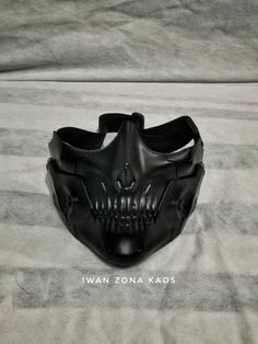 Luxury Black Mask For Cosplay, Black Skull Mask, Black Halloween Mask For Protection, Black Mask For Halloween Protection, Black Protective Mask For Halloween, Cool Masks Dark, Techwear Mask, Ghost Soldiers, Gas Mask Art