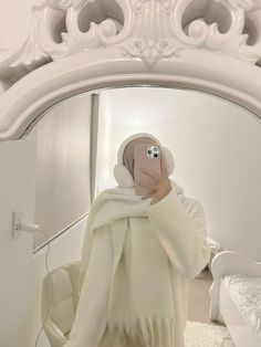 Modest Winter Fashion, Winter Hijab, At Home Outfits, Ice Skating Outfit, Modesty Outfits, Muslim Girl, Hijabi Aesthetic