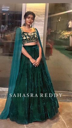 Bridal Dresses 2022, Indian Bridesmaid Dresses, Simple Lehenga, Trendy Outfits Indian, Mehendi Outfits, Traditional Indian Dress