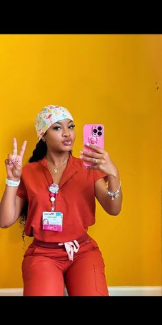 Black Women In Scrubs Aesthetic, Baddie Scrubs Outfit, Cna Graduation Pictures, Cna Photoshoot Ideas, Patient Care Technician Aesthetic, Medical Assistant Hairstyles, Sane Nurse