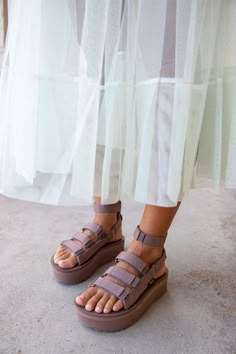 Teva Mevia Flatform Strappy Sandal (Women) | Nordstrom Cute Boho Shoes, Uggs Sandals Outfit, Casual Outfits With Sandals, Women’s Sandals, Platform Sandals With Socks, Summer Sandals 2024, Sandals 2024 Trends, Platform Sandal Outfit, Platform Tevas