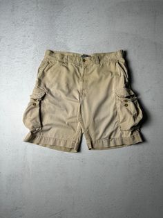 Vintage 90s Polo Shorts, Ralph Lauren Beige Shorts, Regular Pre-owned Shorts, Cargo Shorts - Men's 38Wx10L Size On Label: Men's 38W Recommended Size: Men's 38Wx10L Measurements: Waist: 38" Inseam: 10" Beige Shorts, Cargo Shorts Men, Shorts Cargo, Ralph Lauren Shorts, Cargo Shorts, Short Outfits, Mens Shorts, Vintage 90s, Bathing Beauties