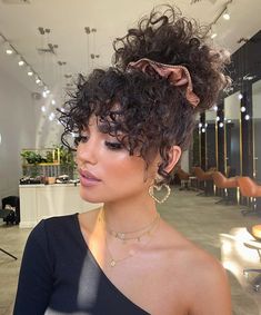 Curly Girl Hairstyles, Hair Strand