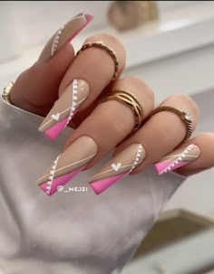 Neutral Nail Art Designs, Grow Long Nails, Neutral Nail Art, Bright Pink Nails, Pink French Nails, Fantasy Nails, Elegant Nail Designs, Work Nails