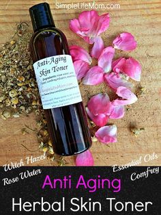 DIY Face Toner for Aging Skin - An Anti Aging Herbal Skin Toner with Rose Water, Witch Hazel, Comfrey Water and Essential Oils Face Cream Homemade, Essential Oil Anti Aging, Anti Aging Homemade, Skin Cream Anti Aging, Water Witch, Anti Aging Facial, Anti Aging Beauty, Skin Toner, Anti Aging Treatments