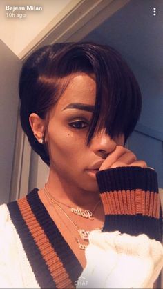 Pixie Cut Sew In, Short Relaxed Bob Hairstyles, Mini Bob Haircut Black Women, Medium Length Haircut Black Women, Very Short Bob Black Women, Short Hairstyles Black Women, Short Weave Hairstyles, Black Women Short Hairstyles