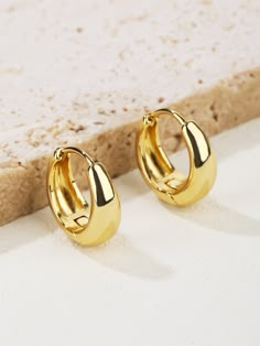 Ouro amarelo elegante Collar  Cobre  Aro Embellished   Jóias Watches Women Fashion, I Love Jewelry, Online Earrings, Simple Jewelry, Ear Jewelry, Gold Hoop, Gold Hoop Earrings