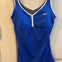 Nwot Never Worn Nike Tennis Top Blue Sporty Tops For Tennis, Sporty Blue Tennis Tops, Blue Casual Tennis Top, Sport Fits, Tennis Top, Tennis Tank Tops, Cute Nike Outfits, Tops Nike, Tennis Tops