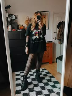 Millenial Alt Fashion, Grungy Womens Outfits, Mid Size Edgy Fashion, Alt Oversized Tshirt Outfit, Aftershock Outfit, Summer Goth Outfits Midsize, Fall Fashion Alternative, Goth Tshirt Outfits, Goth Oversized Shirt Outfit