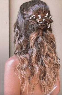 Hair Quinceanera, Half Up Wedding, Half Up Wedding Hair, Quinceanera Hairstyles, Prom Hair Down